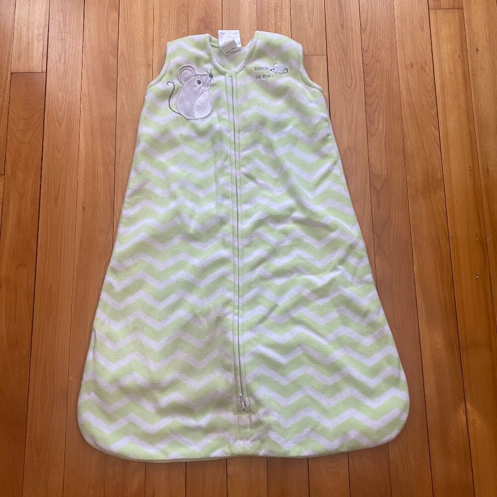 Halo Green & White Zigzag Print Fleece Sleep Sack‎ w/ Mouse design Size Small G3